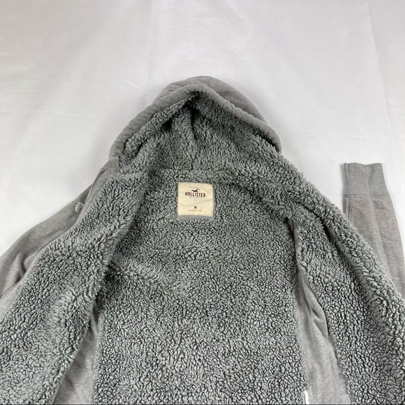 Hollister Women’s Sherpa-Lined Full Zip Hoodie size: Medium - Picture 10 of 13